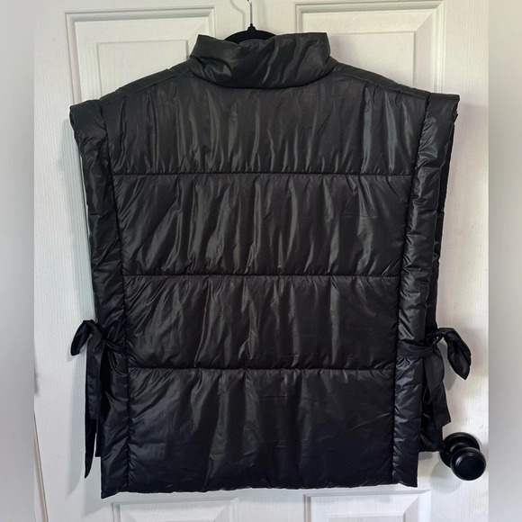 Pilcro Anthropologie Packable Puffer Vest. ONE SIZE. - Picture 4 of 8